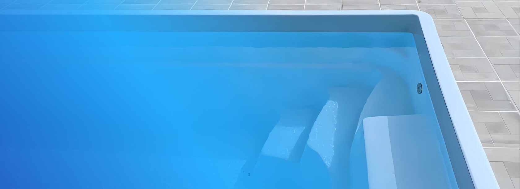 Бордюрный камень для бассейна — установка в Озерске